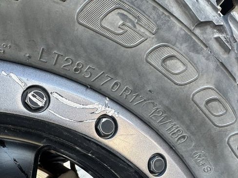 Used 2016 Jeep Wrangler Unlimited Rubicon w/ Connectivity Group image 36