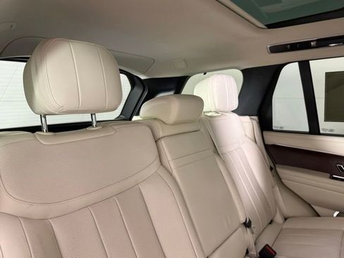 Certified 2023 Land Rover Range Rover SE image 29