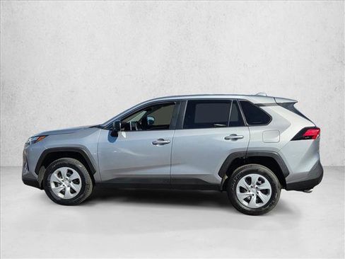 Used 2025 Toyota RAV4 LE image 9