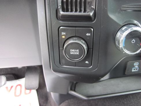 Used 2022 Ford F150 XLT w/ Equipment Group 302A High image 15