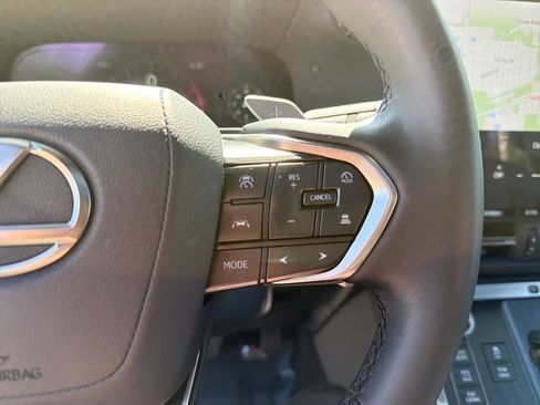 Used 2025 Lexus GX 550 AWD/4WD image 27