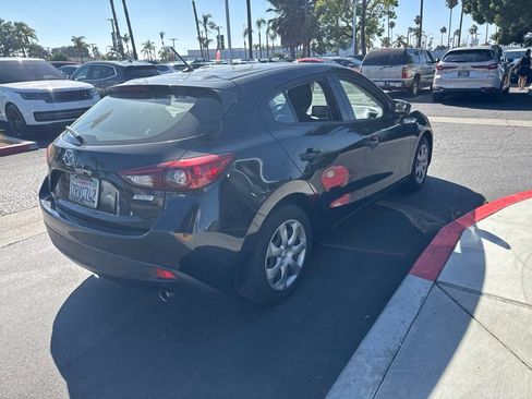 Used 2016 MAZDA MAZDA3 i Sport FWD image 27