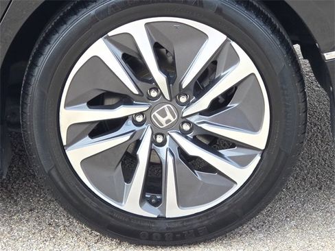 Used 2022 Honda Accord EX-L image 9