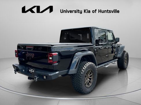 Used 2023 Jeep Gladiator Rubicon w/ LED Lighting Group AWD/4WD image 9