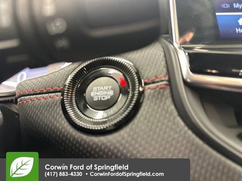 Used 2024 Jeep Compass Trailhawk image 28