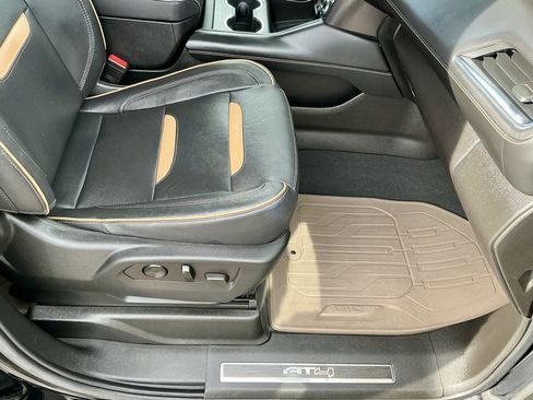 Used 2021 GMC Yukon AT4 w/ Rear Media and Nav Package image 23