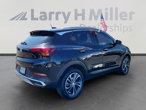 Used 2021 Buick Encore GX Essence image 5