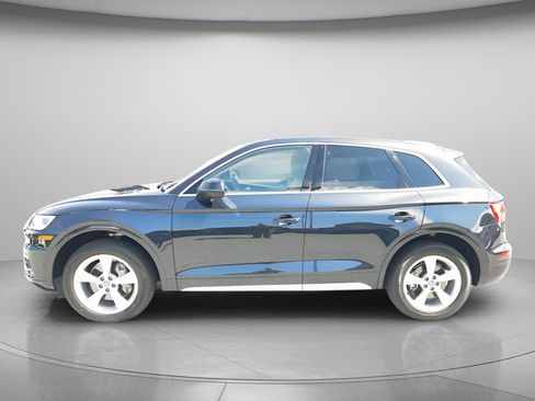 Used 2020 Audi Q5 Prestige image 4