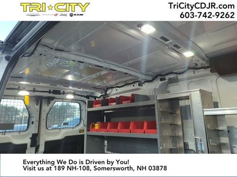 Used 2020 Ford Transit 250 Low Roof AWD image 31