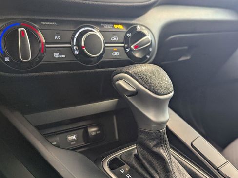 Used 2023 Kia Soul LX w/ Option Group 015 FWD image 26