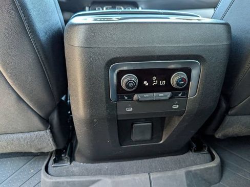 Used 2023 Chevrolet Tahoe LT w/ Luxury Package AWD/4WD image 22