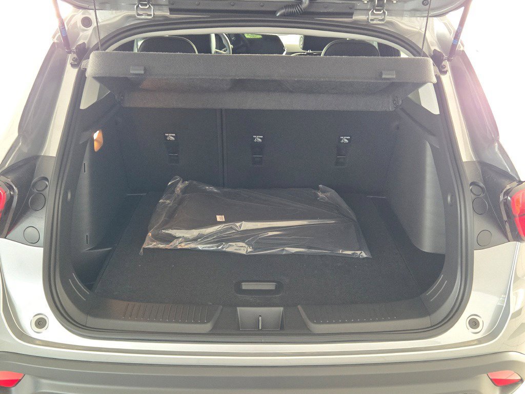 New 2026 Chevrolet Trax LT FWD image 11