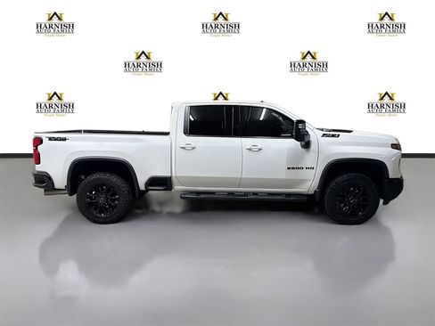 Used 2025 Chevrolet Silverado 2500 LTZ w/ Trail Boss Package image 4
