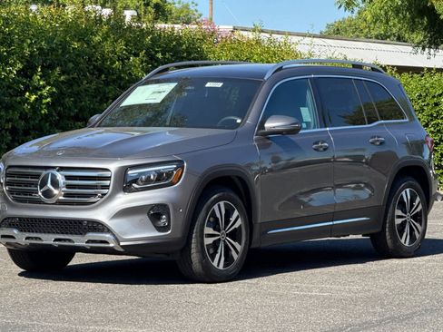 New 2026 Mercedes-Benz GLB 250 image 7