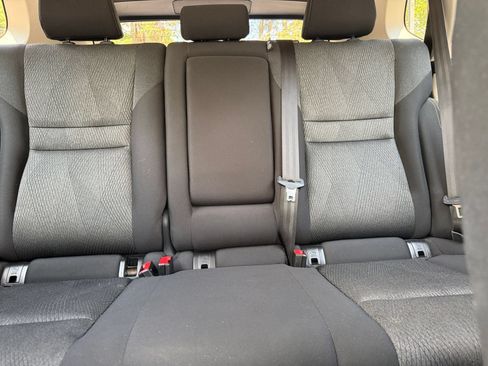 Used 2025 Nissan Rogue SV AWD/4WD image 39