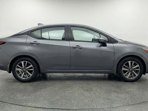 Used 2025 Nissan Versa SV image 11