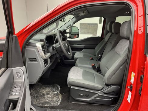 New 2025 Ford F250 XLT w/ 360-Degree Camera Package image 3