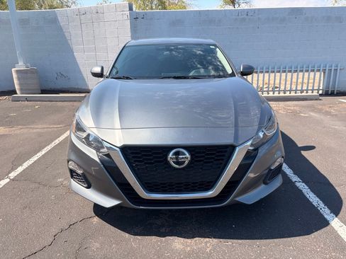 Certified 2021 Nissan Altima 2.5 S FWD image 3