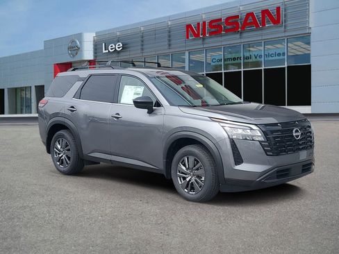 New 2026 Nissan Pathfinder SV image 1