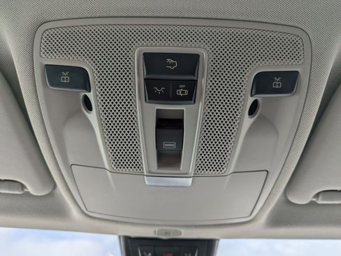 Used 2015 Mercedes-Benz GLA 250 4MATIC image 25