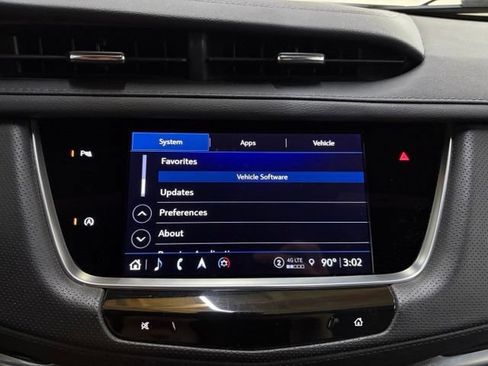 Used 2024 Cadillac XT5 Premium Luxury w/ LPO, Floor Liner Package AWD/4WD image 64