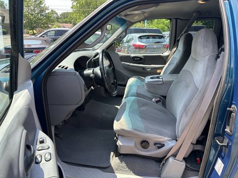 Used 2000 Ford F150 XLT image 18