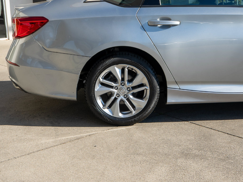Used 2019 Honda Accord LX image 30