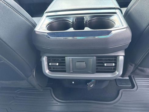 Used 2025 Ford F150 Lariat w/ Equipment Group 501A Mid image 37
