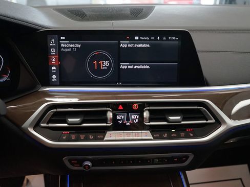 Used 2020 BMW X7 xDrive40i w/ Premium Package AWD/4WD image 7