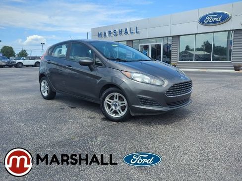 Used 2017 Ford Fiesta SE FWD image 1