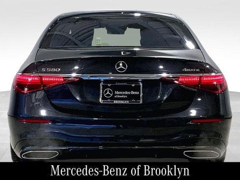 Used 2023 Mercedes-Benz S 580 4MATIC Sedan image 6