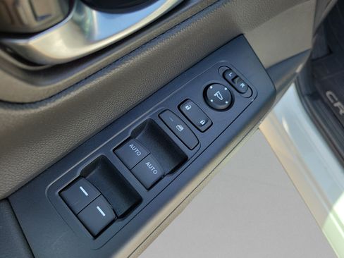 Certified 2024 Honda CR-V EX image 23
