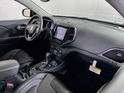 Used 2022 Jeep Cherokee Limited AWD/4WD image 28
