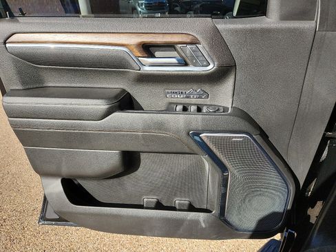 Used 2024 Chevrolet Silverado 1500 High Country w/ High Country Premium Package image 15