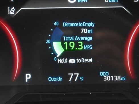 Used 2024 Toyota RAV4 LE AWD/4WD image 16