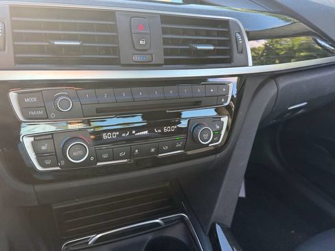 Used 2018 BMW 330i xDrive Sedan AWD/4WD image 12