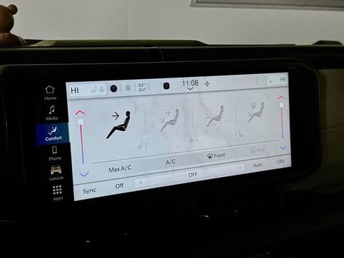 New 2026 Jeep Gladiator Sport image 18