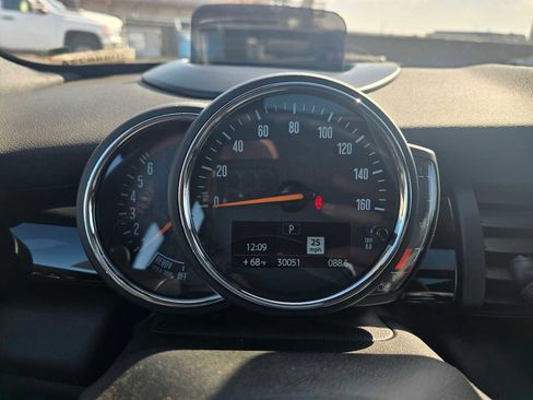 Used 2019 MINI Cooper S w/ Premium Package FWD image 26