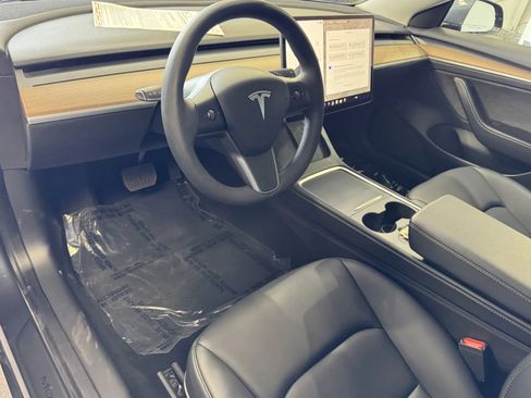 Used 2023 Tesla Model 3 Standard Range RWD image 14