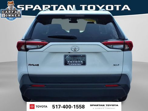 Used 2024 Toyota RAV4 XLE FWD image 8