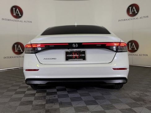 Used 2023 Honda Accord EX image 7