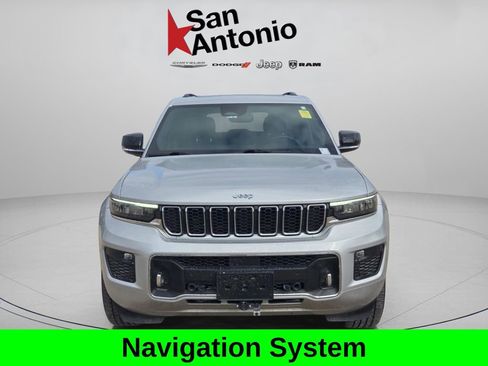 Used 2022 Jeep Grand Cherokee Overland image 2