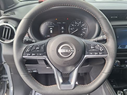 Certified 2024 Nissan Kicks SR FWD image 10