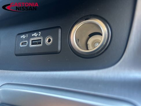 Used 2024 Nissan Murano SV image 42