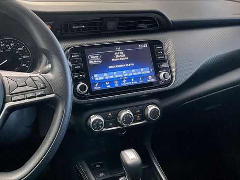 Certified 2024 Nissan Kicks SV w/ Interior Electronics Package FWD image 7