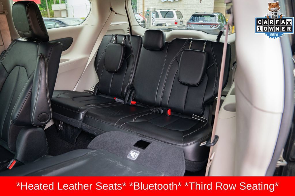 Used 2024 Chrysler Pacifica Limited FWD image 21