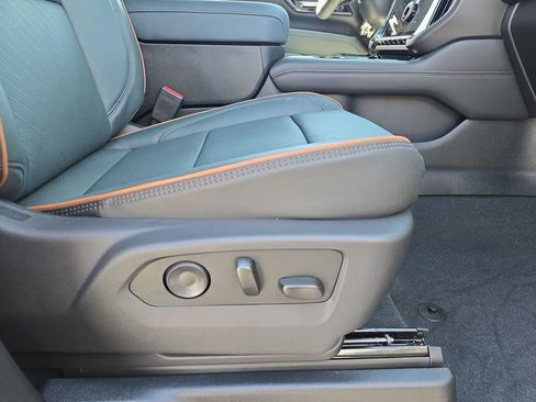 New 2026 GMC Yukon XL AT4 image 45