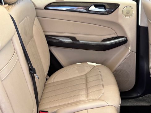 Used 2017 Mercedes-Benz GLE 350 image 11