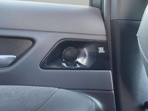 Used 2019 Toyota Avalon Touring w/ Advanced Safety Package image 19