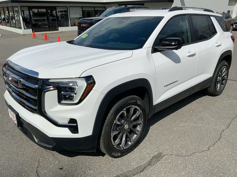 New 2026 GMC Terrain Elevation w/ Elevation Premium Package AWD/4WD image 43